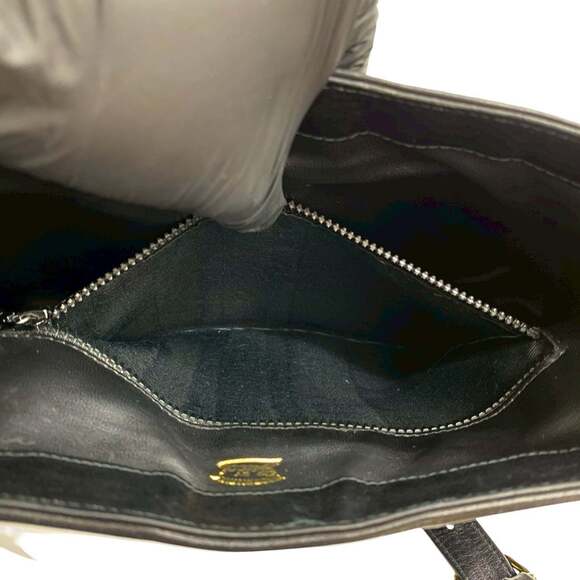 GUCCI Authentic Black Leather Shoulder Bag - Picture 10 of 10